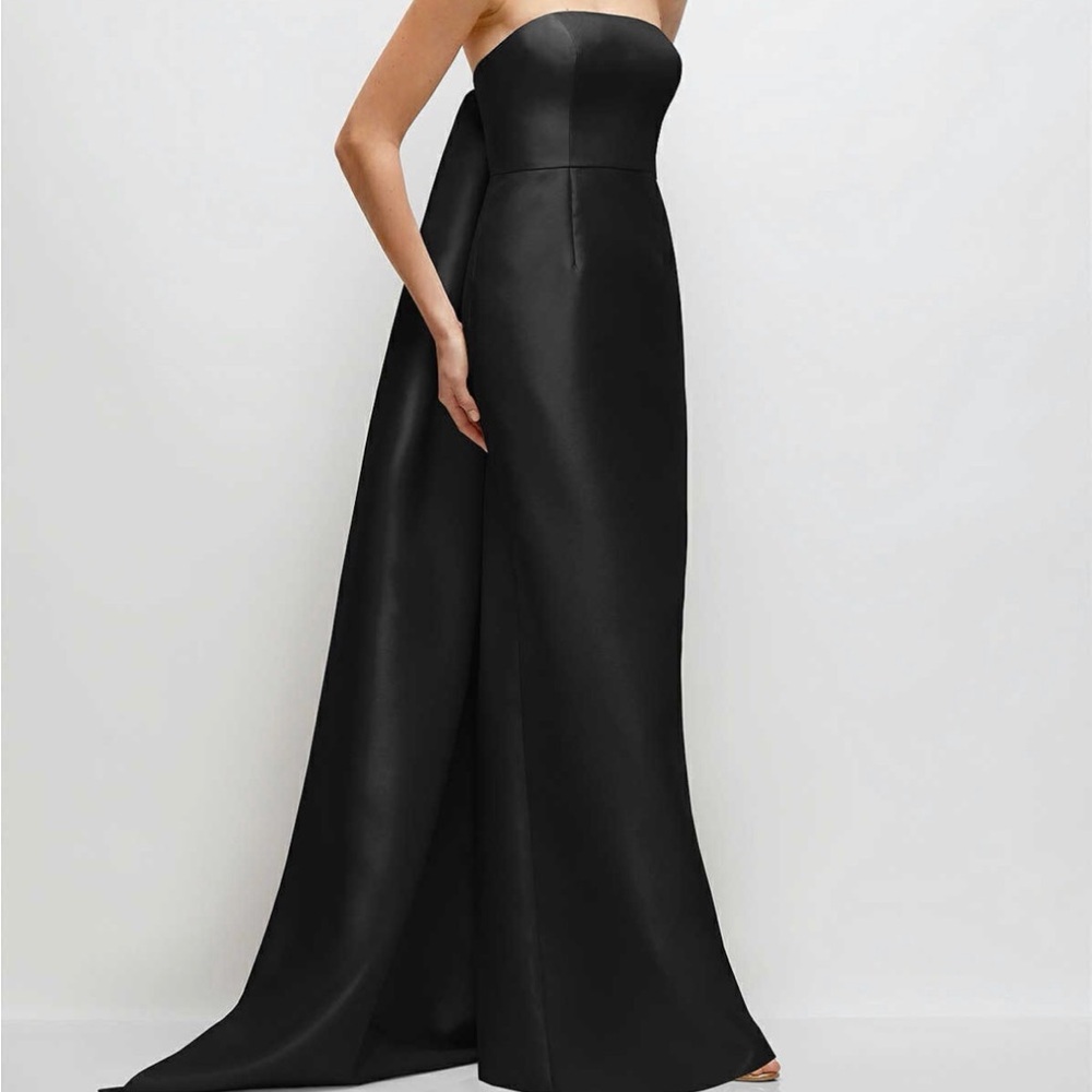 ALFRED SUNG Black Strapless Gown